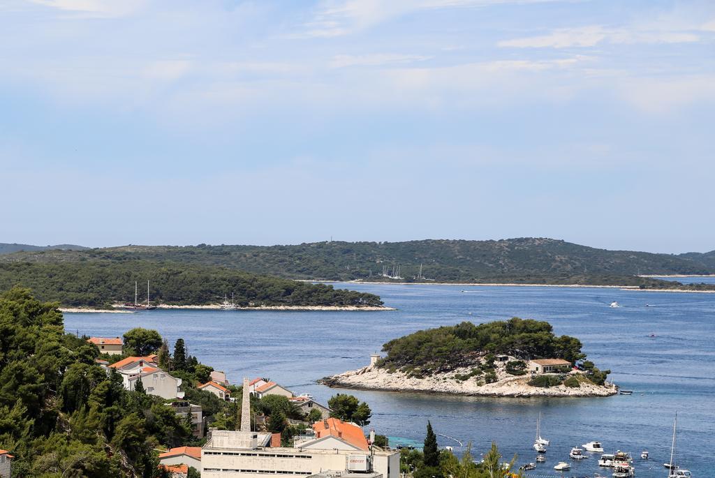 Apartments Divkovic Χβαρ Εξωτερικό φωτογραφία